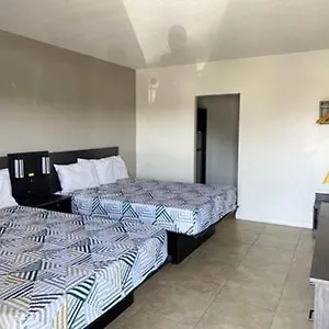 2* Hotel 6 North Vegas, Nv